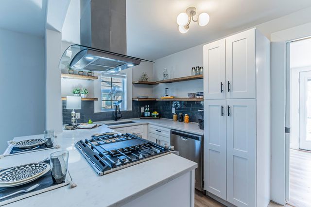 922 S Waverly Drive, Dallas, TX 75208