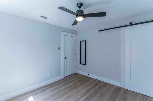 922 S Waverly Drive, Dallas, TX 75208