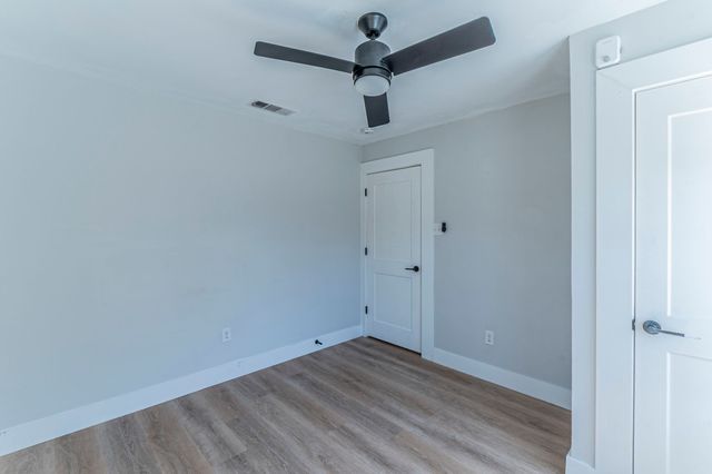 922 S Waverly Drive, Dallas, TX 75208