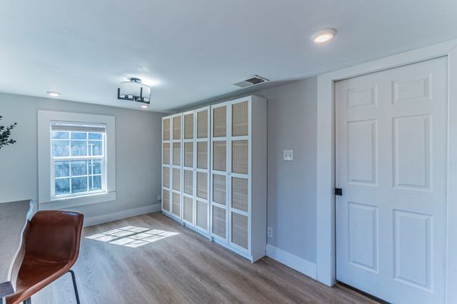 922 S Waverly Drive, Dallas, TX 75208