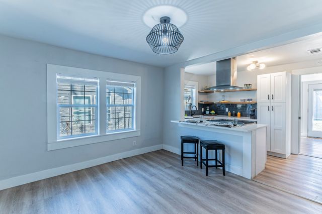 922 S Waverly Drive, Dallas, TX 75208