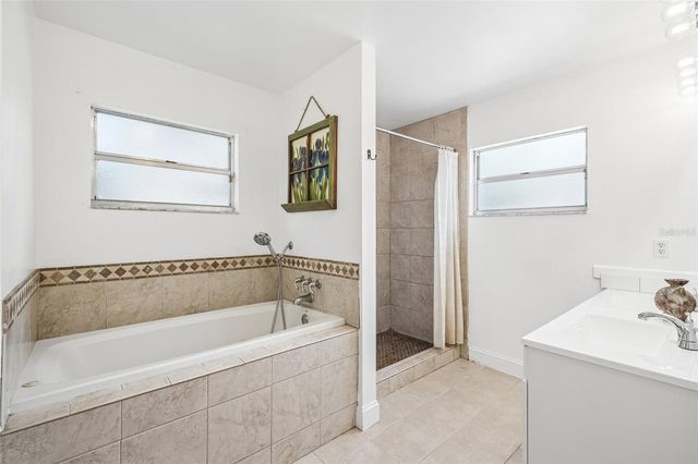 126 S SAINT CLOUD AVENUE, Valrico, FL 33594