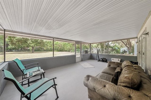 126 S SAINT CLOUD AVENUE, Valrico, FL 33594