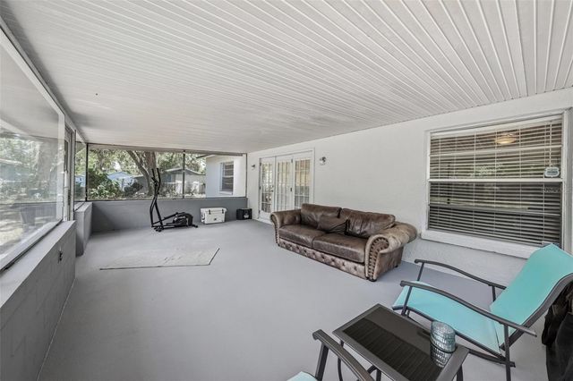 126 S SAINT CLOUD AVENUE, Valrico, FL 33594