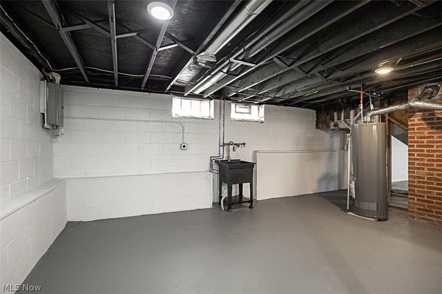 3589 E 118th Street, Cleveland, OH 44105