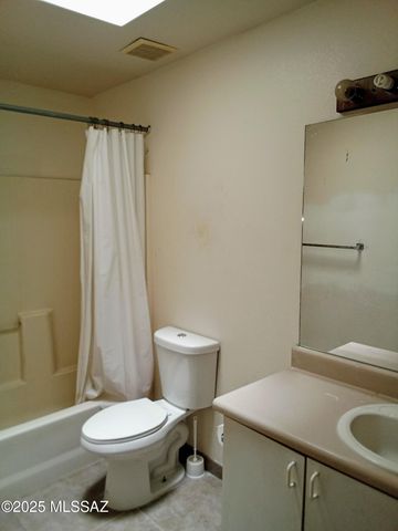 1599 W King Avenue, Tucson, AZ 85713