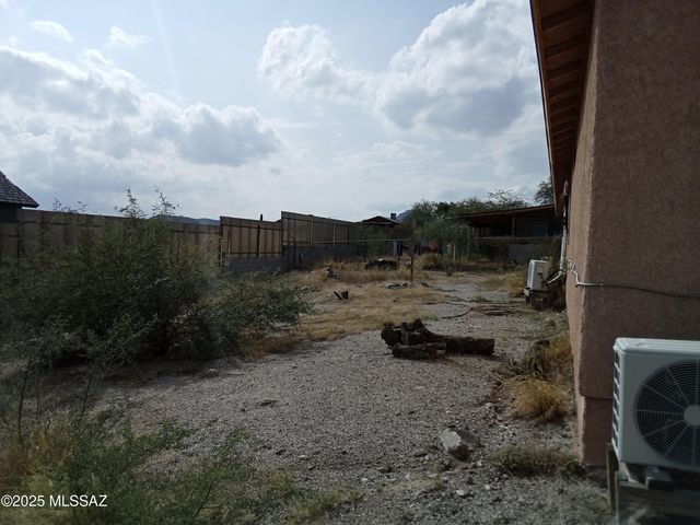 1599 W King Avenue, Tucson, AZ 85713