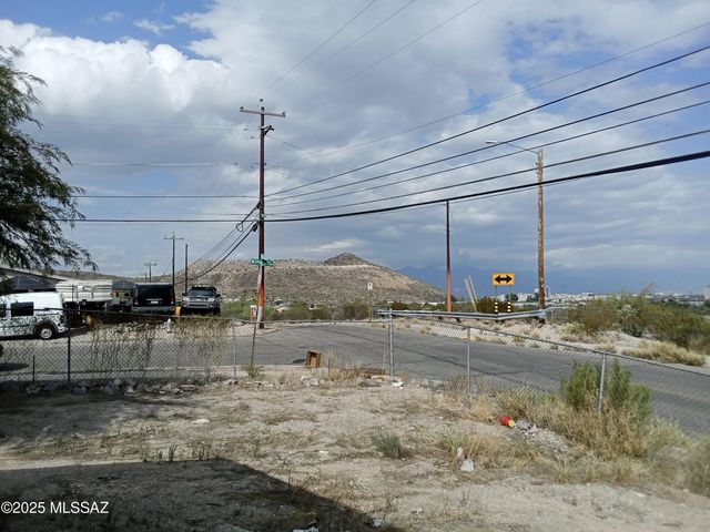 1599 W King Avenue, Tucson, AZ 85713