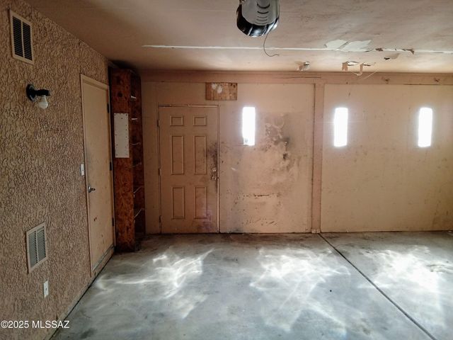 1599 W King Avenue, Tucson, AZ 85713