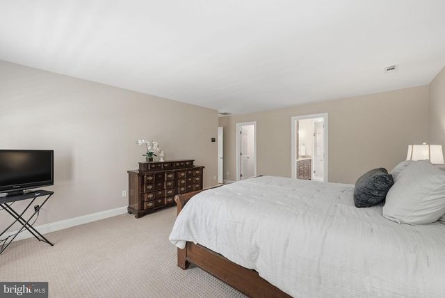 13614 WEINSTEIN CT, Centreville, VA 20120