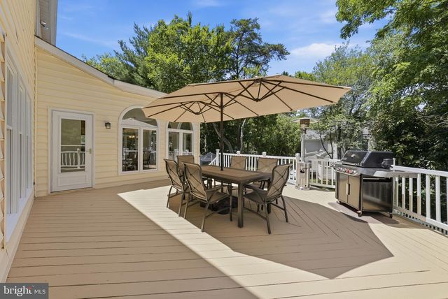 13614 WEINSTEIN CT, Centreville, VA 20120