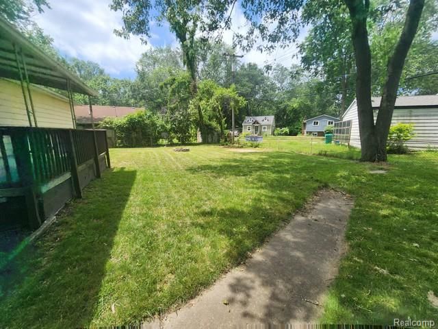 3302 Newton Road, Commerce Twp, MI 48382
