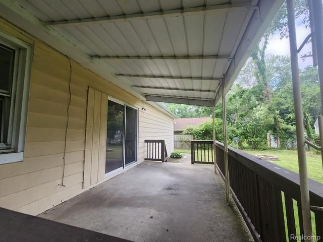 3302 Newton Road, Commerce Twp, MI 48382
