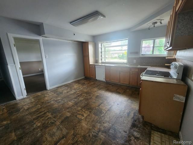 3302 Newton Road, Commerce Twp, MI 48382
