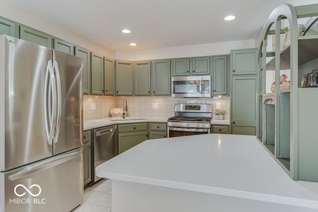 9693 Legare Street, Fishers, IN 46038