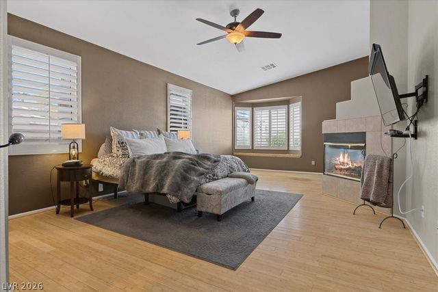 284 Ben Johnson Court, Las Vegas, NV 89183