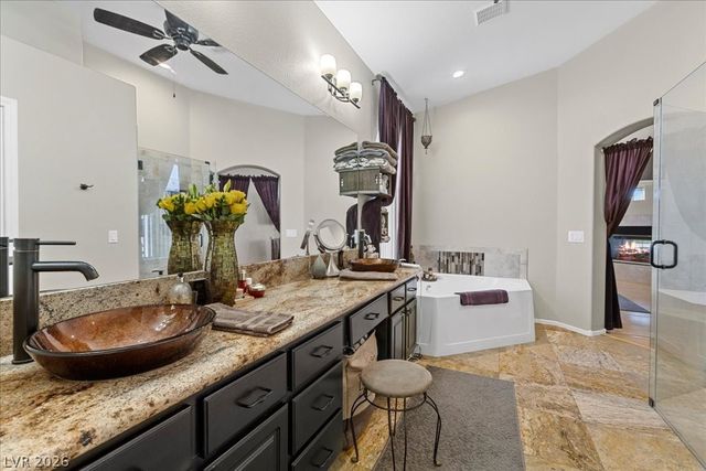 284 Ben Johnson Court, Las Vegas, NV 89183