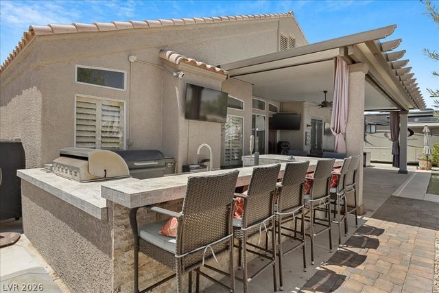 284 Ben Johnson Court, Las Vegas, NV 89183