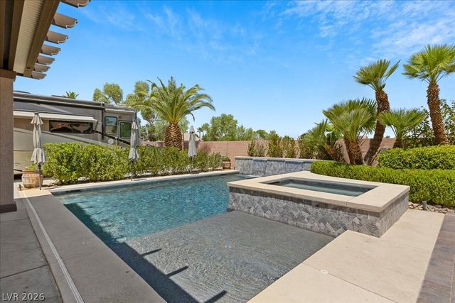 284 Ben Johnson Court, Las Vegas, NV 89183