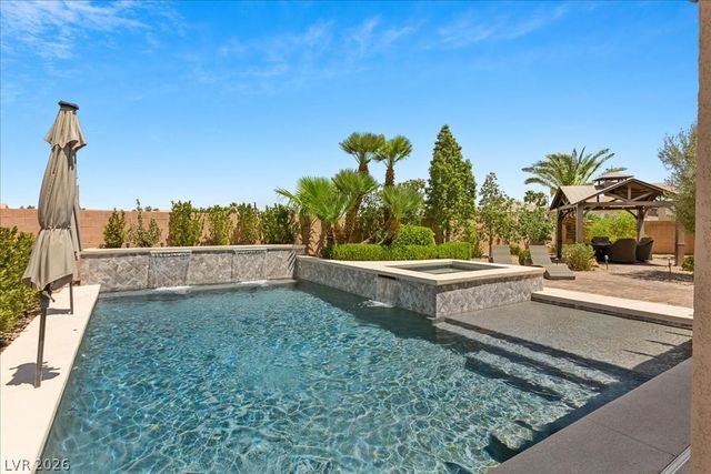 284 Ben Johnson Court, Las Vegas, NV 89183