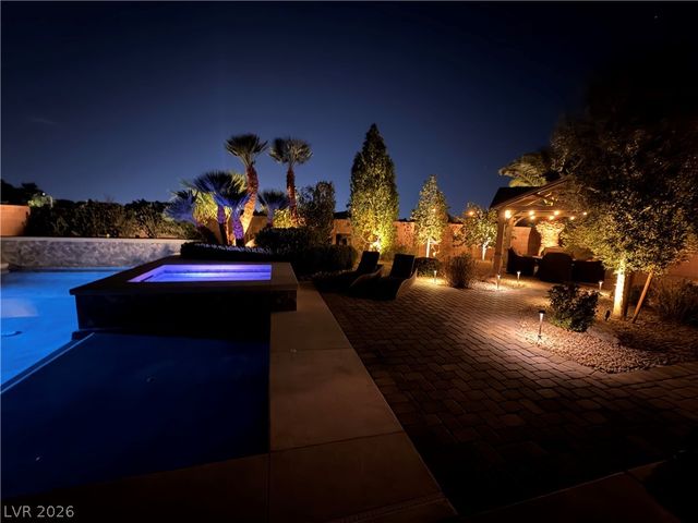 284 Ben Johnson Court, Las Vegas, NV 89183