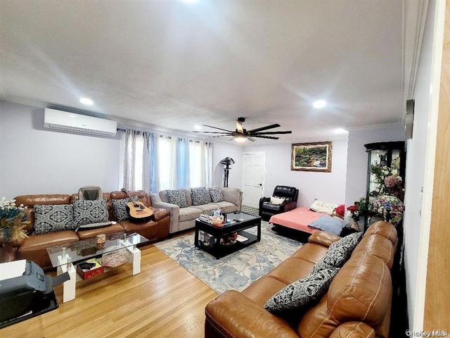 171-28 103rd Road, Jamaica, NY 11433