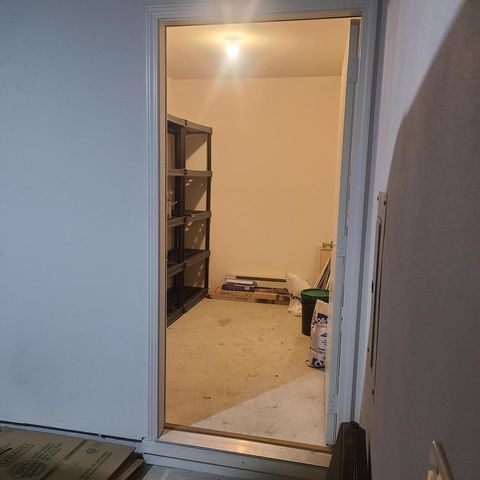 8782 Woodbridge DRIVE, Milwaukee, WI 53219