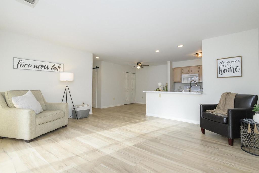 8782 Woodbridge DRIVE, Milwaukee, WI 53219