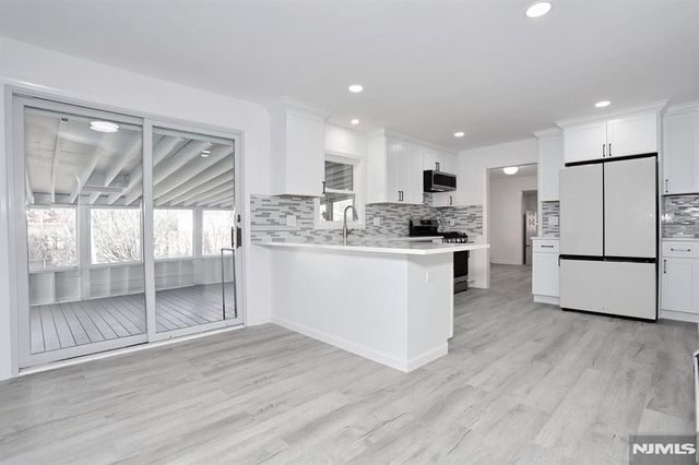 225 Broadway, Hillsdale, NJ 07642