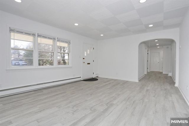 225 Broadway, Hillsdale, NJ 07642