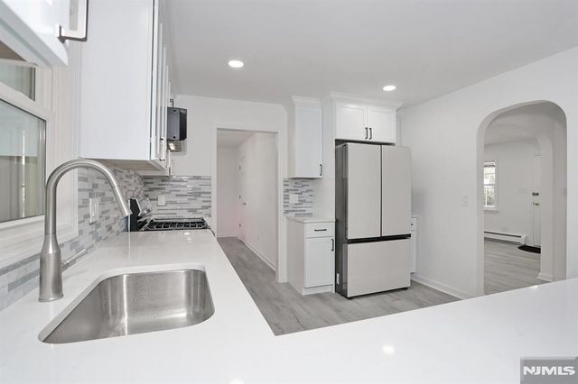 225 Broadway, Hillsdale, NJ 07642