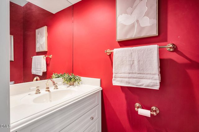 701 Spindlewood, Pittsboro, NC 27312