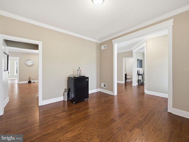 711 STARR AVE, Chambersburg, PA 17202