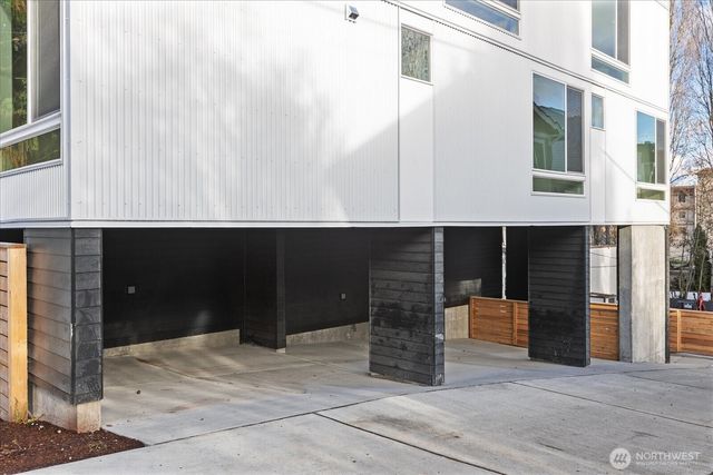 3112 Queen Anne Avenue N, Seattle, WA 98119