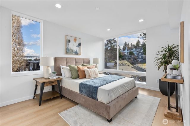 3112 Queen Anne Avenue N, Seattle, WA 98119