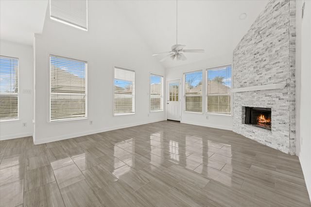 3945 Luke Lane, Carrollton, TX 75007