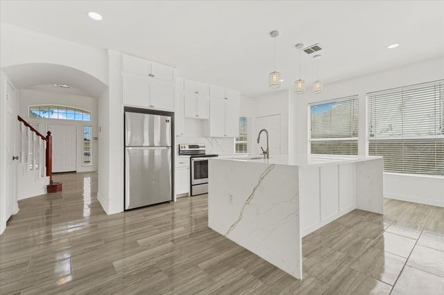 3945 Luke Lane, Carrollton, TX 75007