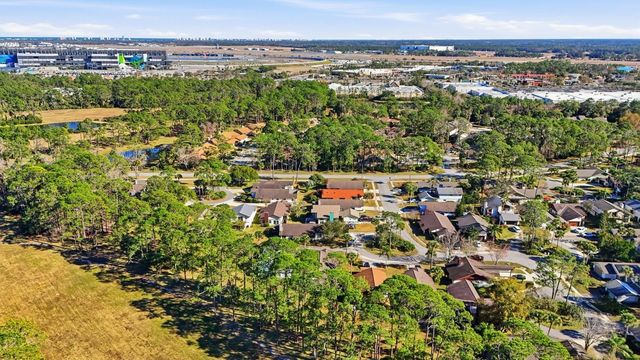 118 MEADOWBROOK CIRCLE, Daytona Beach, FL 32114