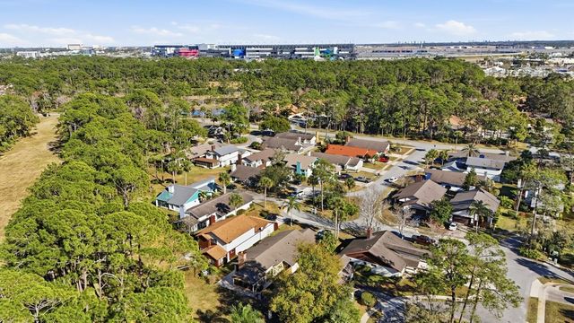 118 MEADOWBROOK CIRCLE, Daytona Beach, FL 32114