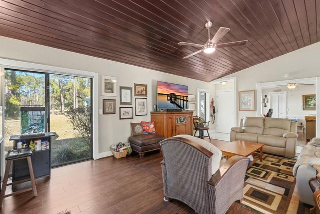 118 MEADOWBROOK CIRCLE, Daytona Beach, FL 32114