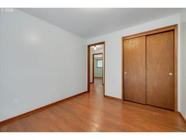 9080 Nw KEARNEY St, Portland, OR 97229