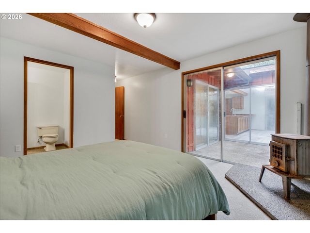 9080 Nw KEARNEY St, Portland, OR 97229