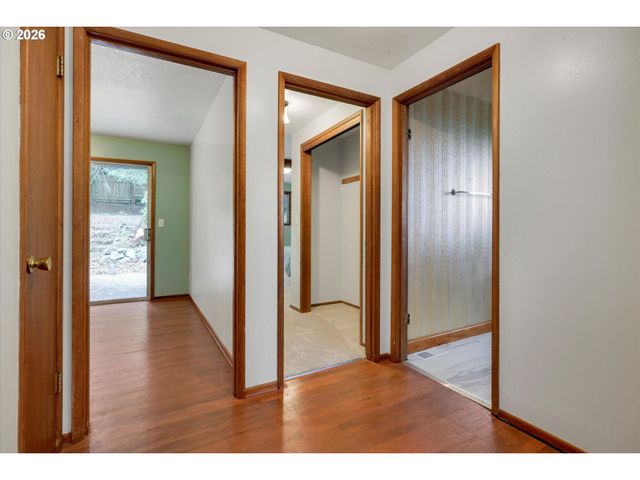 9080 Nw KEARNEY St, Portland, OR 97229
