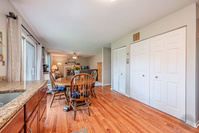 30w071 Elmwood Court, Warrenville, IL 60555