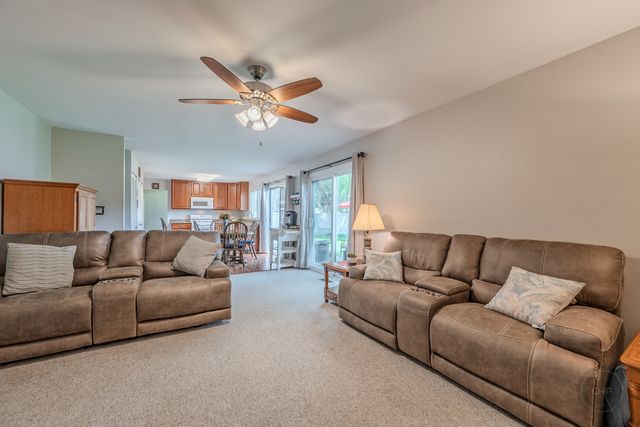 30w071 Elmwood Court, Warrenville, IL 60555