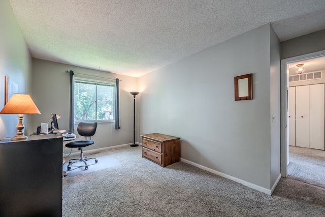 30w071 Elmwood Court, Warrenville, IL 60555