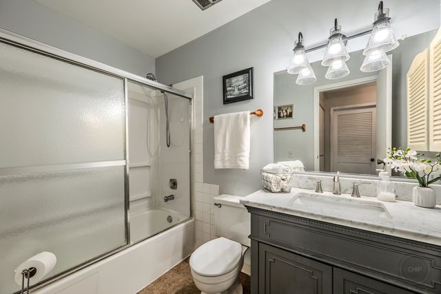 30w071 Elmwood Court, Warrenville, IL 60555