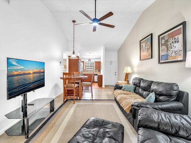 3160 LEEWOOD Terrace L218, Boca Raton, FL 33431