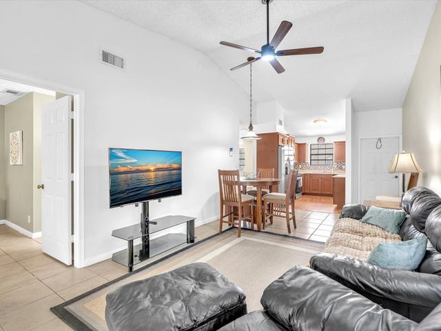 3160 LEEWOOD Terrace L218, Boca Raton, FL 33431