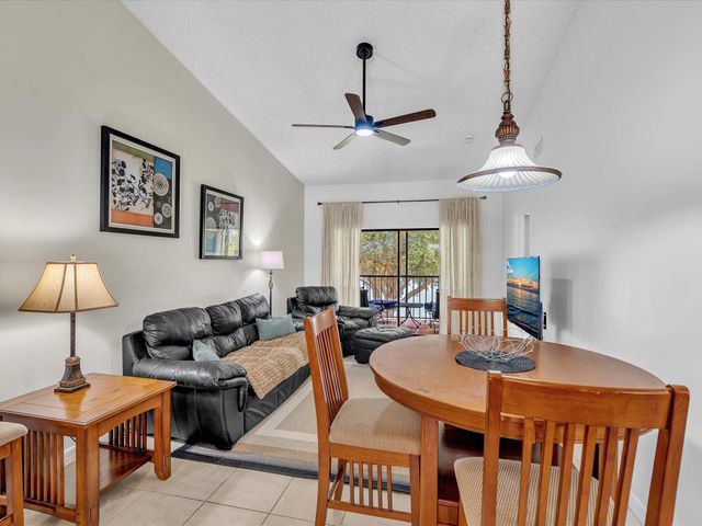 3160 LEEWOOD Terrace L218, Boca Raton, FL 33431